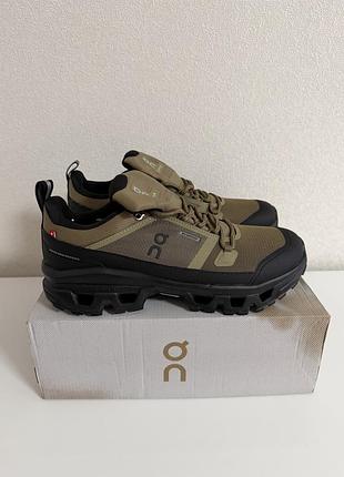 Кроссовки on cloudrock low waterproof 44.5(28.5см)
