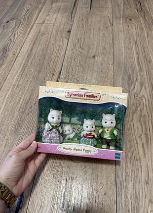 Фігурки silvanian families