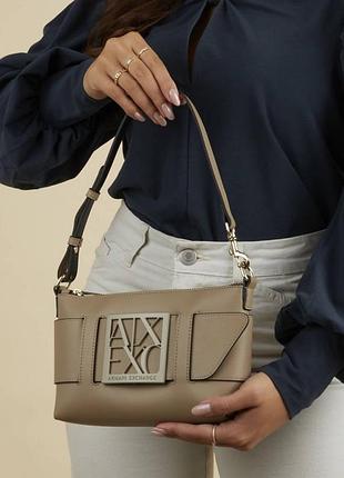 Сумка armani exchange на плече