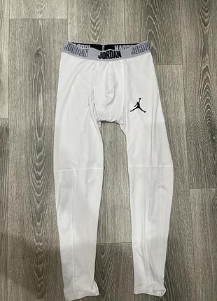 Тайци , лосіни nike jordan , у білому кольорі , в розмірі м