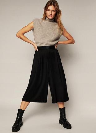 Укорочені штани кюлоти  від massimo dutti