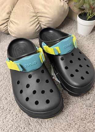Стильні чоловічі та жіночі крокси crocs all terrain black/multi