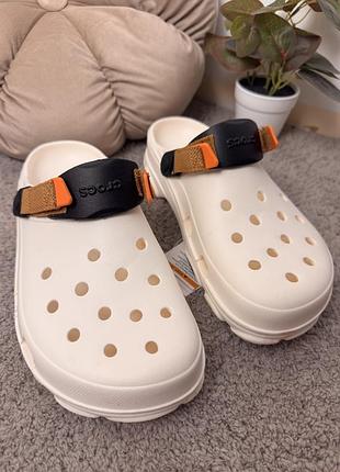 Крокси жіночі та чоловічі crocs all terrain white/multi