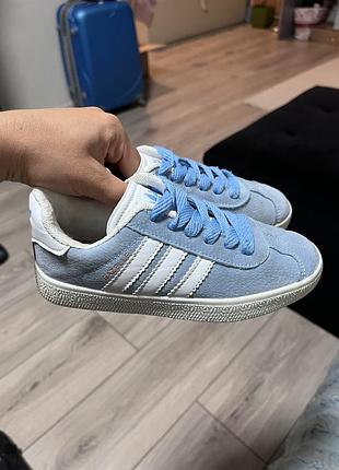 Кеди кросівки кроси adidas 31 розмір блакитні білі полоски хлопчику дівчинкі унісекс