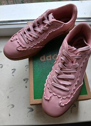 Кросівки  cropp
