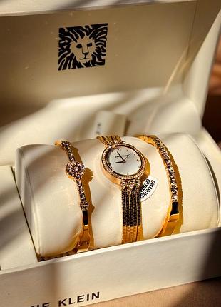 Набір жіночий годинник та браслети anne klein