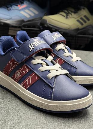 Дитячі кросівки adidas spider man js2343