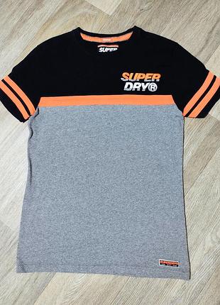 Чоловіча футболка superdry, розмір м.