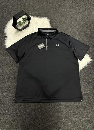 Чорне чоловіче поло under armour tech polo (модель 1290140-001) з короткими рукавами та вільним кроєм (loose fit).