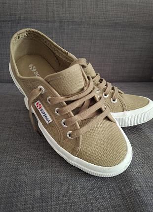 Женские оливковые кеды superga размер 35