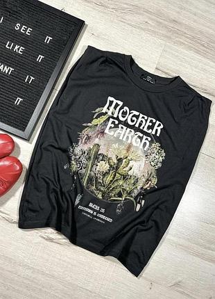Футболка с принтом bershka