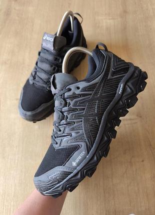 Крутые мужские кроссовки asics, оригинал, р.42,5.