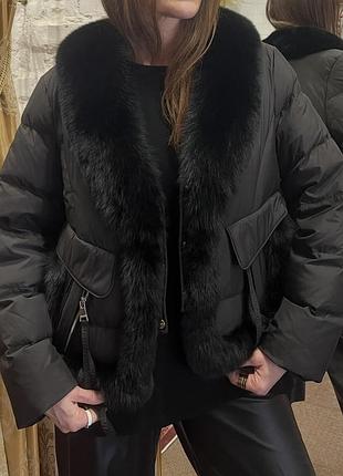 Пуховик жіночий