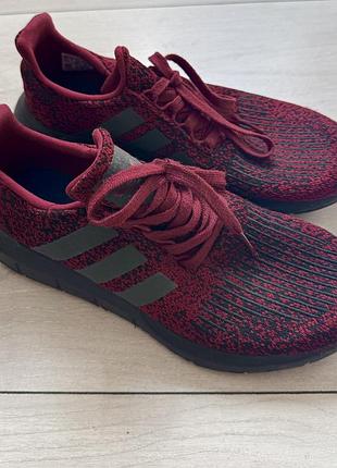 Кросівки adidas swift run 40 2/3 (25.5 см) оригінал