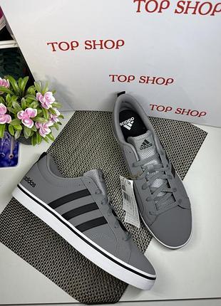 Оригинальные кроссовки adidas новые