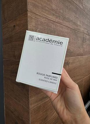 Ароматическая свеча academie scented candle "травная роза" rose de mai