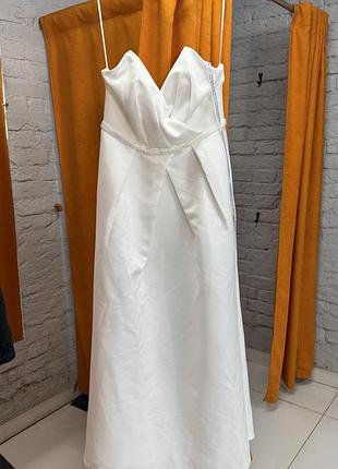 Сукня біла весільна або для фотосесії