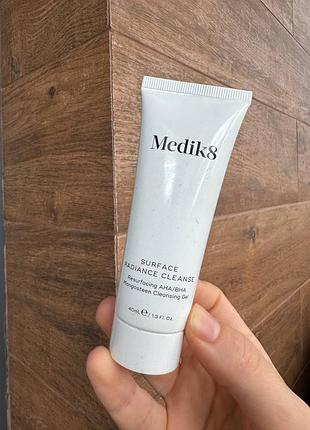 Мініатюра гелю для вмивання з кислотами surface radiance cleanse medik8 40 мл