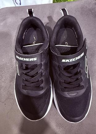 Кросівки skechers 33.5