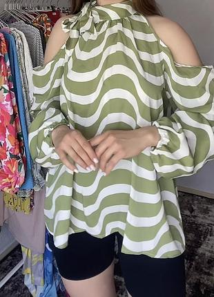 Shein блуза оверсайз з відкритими плечима блузка сорочка