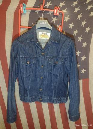 Джинсова куртка levis машина часу