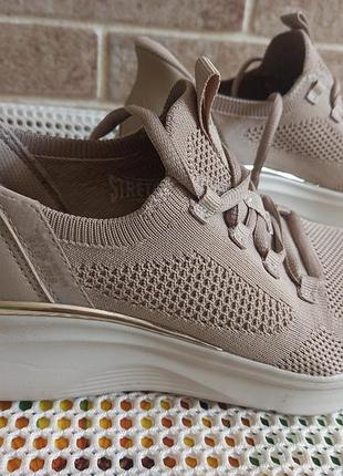 Кросівки skechers  bobs 37р