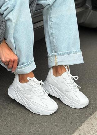 Женские кроссовки boost