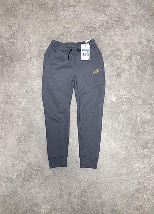 Оригінальні штани дитячі nike tech fleece ( розмір м на зріст 137-147 )