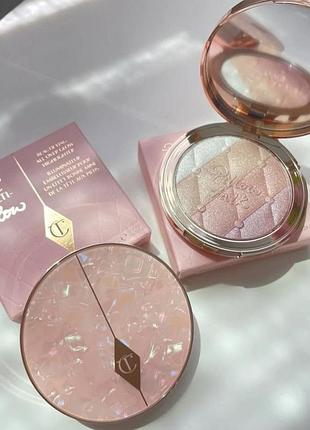 Хайлайтер для обличчя charlotte tilbury romance light