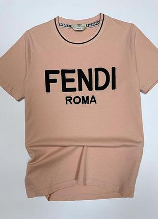 Fendi жіноча бежева футболка з вишитим логотипом оригінал