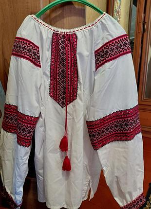 Продам костюм женский.полномерный 50р.
