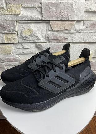 Оригінальні кросівки adidas ultraboost