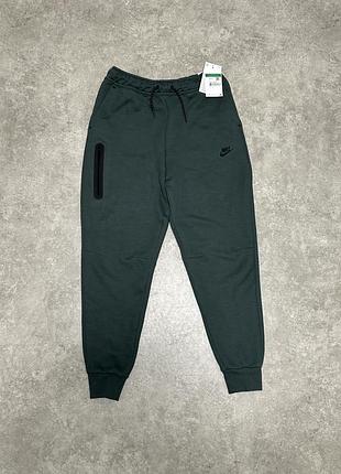 Оригінальні штани nike tech fleece kids розмір xl ( дорослий хs-s ) на зріст 156-166 см