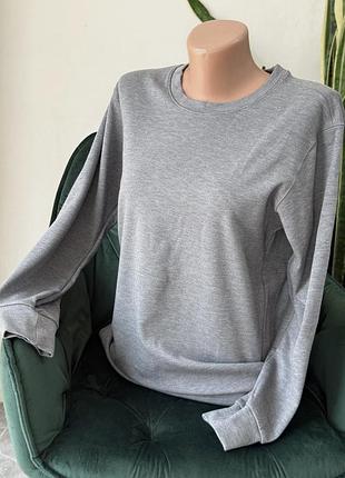 Світшот сірого кольору uniqlo