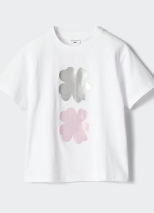 Футболка uniqlo с цветами