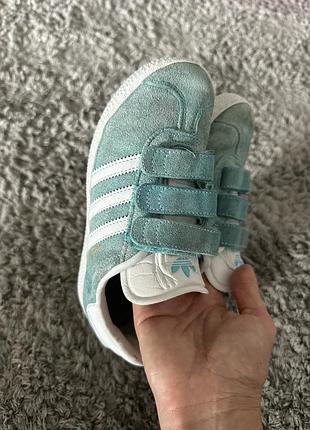 Кросівки adidas