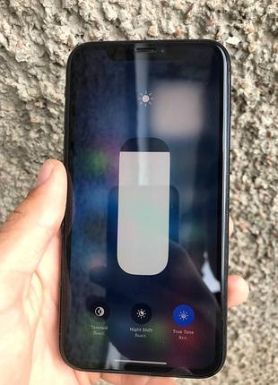 Продам apple xr/64 gb 8