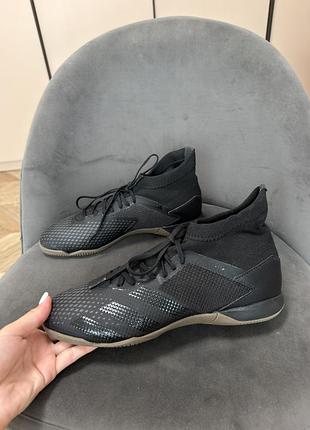 Футзалки , adidas predator (розмір 42) оригінал