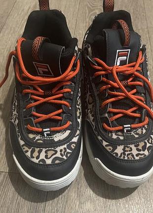 Кросіки жіночі, fila, зауважень не має, розмір 39