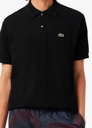Чорне чоловіче поло бренду lacoste