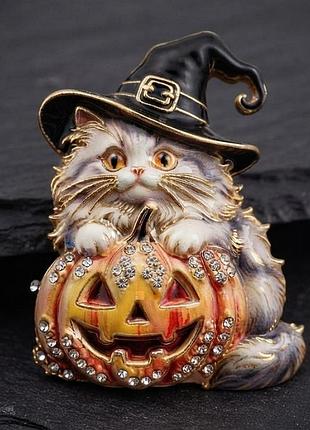 Брошь " котик в шляпе с тыквой", 5см, осень, кеша, кот, тыква, halloween, хелловин, гелловин