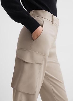 Шерстяные стильные брюки карго reiss