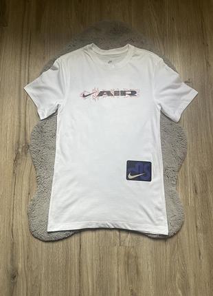 Nike air big logo дуже класна футболка