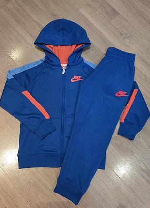 Костюм nike на 5-6роков, 110-116см