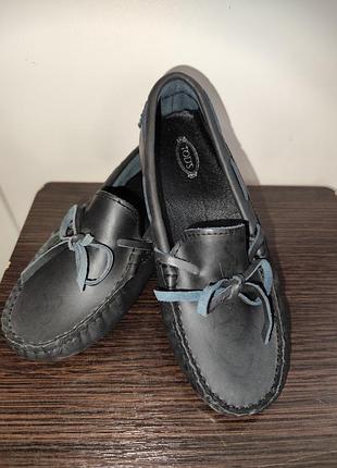 Новые кожаные мокасины tod's gommini, размер 32