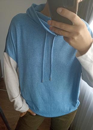 Кофта с объемной горловиной
