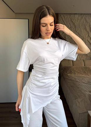❤️‍🔥стильная футболка, которая подчеркивает фигуру и придает образу особый шарм🤍 біла