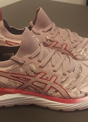 Оригінальні кросівки asics gel cumulus 23, устілка 25,5см.