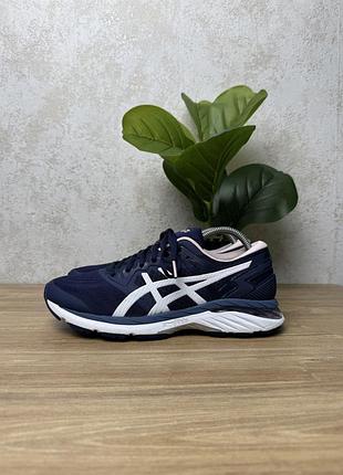 Жіночі кросівки asics cumulus розмір 42