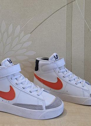 Дитячі кросівки кеди оригінал nike blazer mid 77 розмір 32